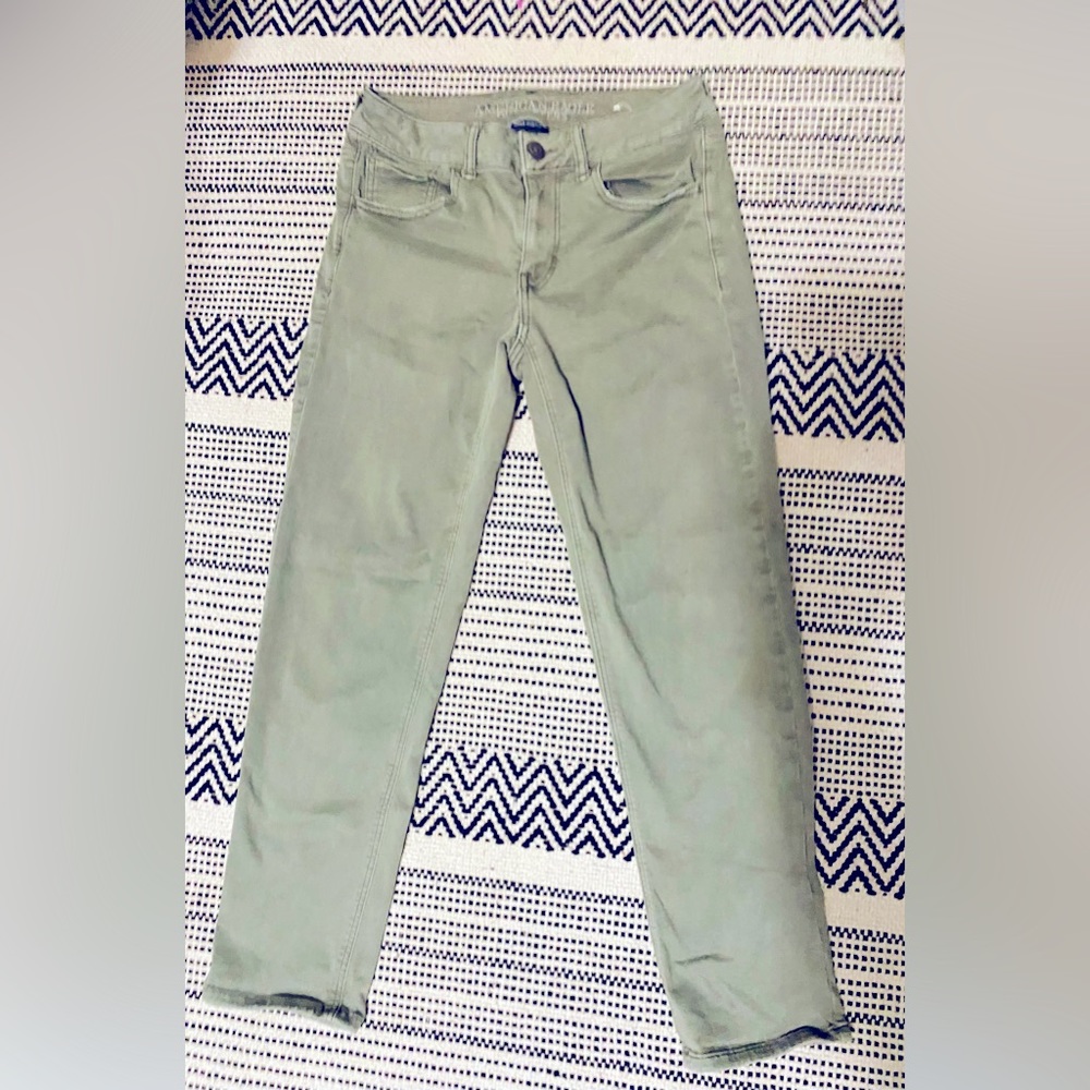 American Eagle size 00 short super stretch